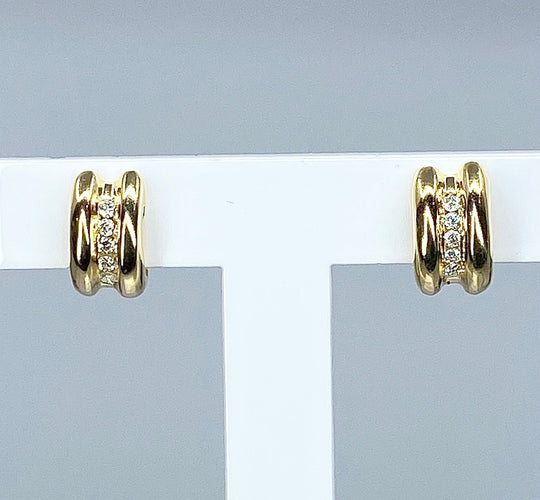 Boucles d'oreilles Paire de boucles d’oreilles en or jaune 18 carats et diamants 58 Facettes AB566