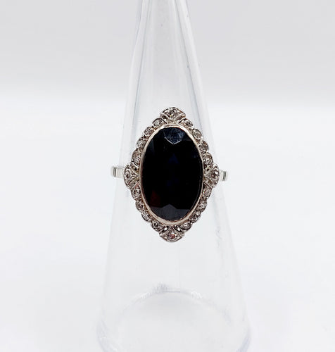 Bague pompadour art déco en platine, saphir 4,30 carats et diamants tailles anciennes