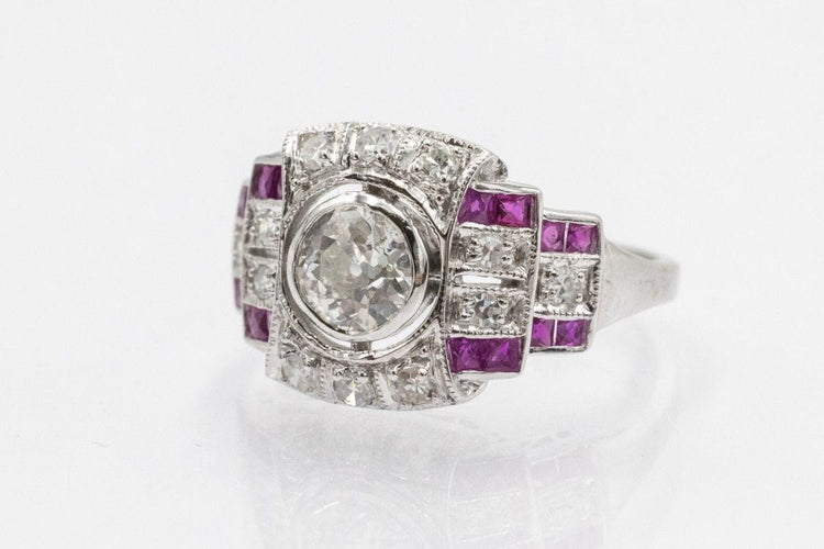 Bague Art Déco géométrique en or blanc 14k avec diamants et rubis