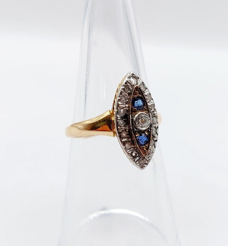 Bague 52.5 Bague marquise antique or jaune et platine, diamants et saphirs 58 Facettes A05575