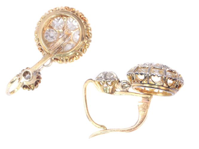 Boucles d'oreilles Boucles d'oreilles pendantes courtes en diamant Art Déco 58 Facettes 20212-0255