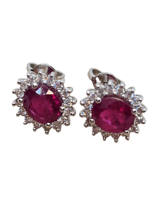 Boucles d'oreilles Boucles d'oreilles en or blanc, rubis ovales naturels et diamants 58 Facettes