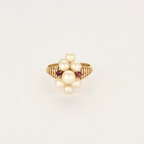 Bague 52.5 Bague en or jaune, perle de culture et rubis 58 Facettes LP1267/BET