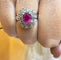 Bague 52 Bague ancienne en or blanc rubis et diamants 58 Facettes