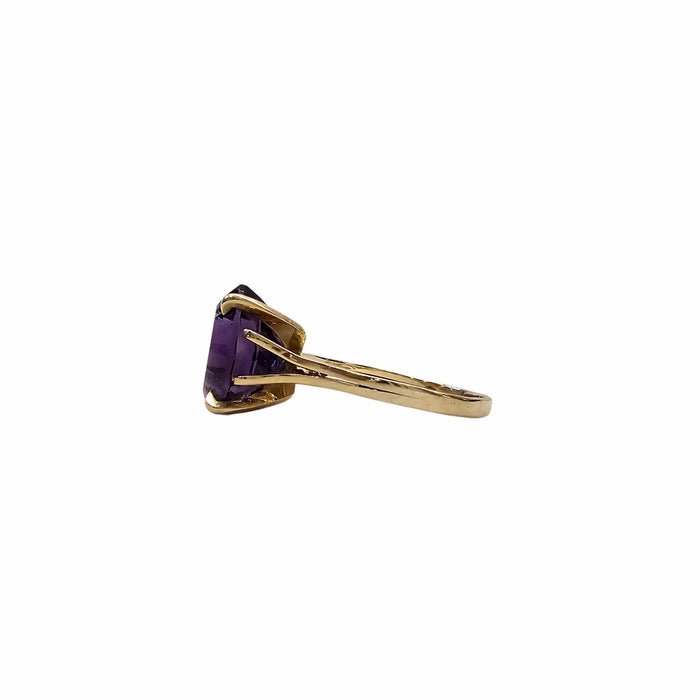 Bague 61 Bague en or jaune et amethyste 58 Facettes CAE-RI-OV-YGAM