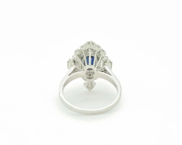 Bague Bague en or blanc avec saphir de 2,50 ct et diamants de 1,5 ct 58 Facettes 7412