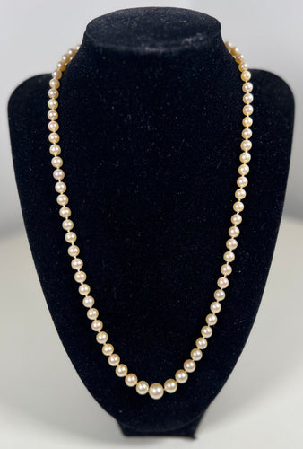 Collier 77 perles de culture blanches fermoir argent massif 53 cm