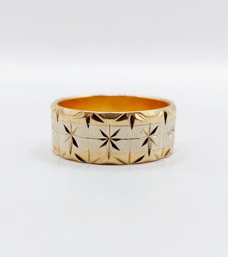 Bague 56 Large bague jonc alliance or rose et gris ciselée de motifs étoilés 58 Facettes A05173