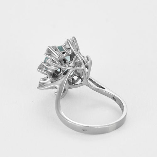 Bague 54,5 Bague en or blanc, aigue marine et diamants 58 Facettes B250583