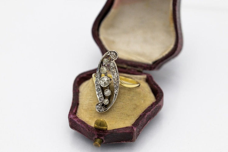 Bague 58 Bague Art Nouveau en or jaune et diamants, début du XXe siècle 58 Facettes 9815