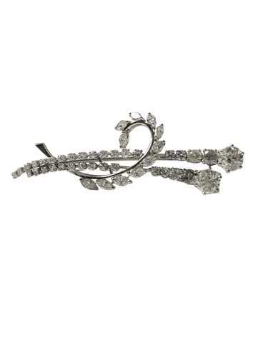 Broche Broche en or blanc et diamants 58 Facettes 259059