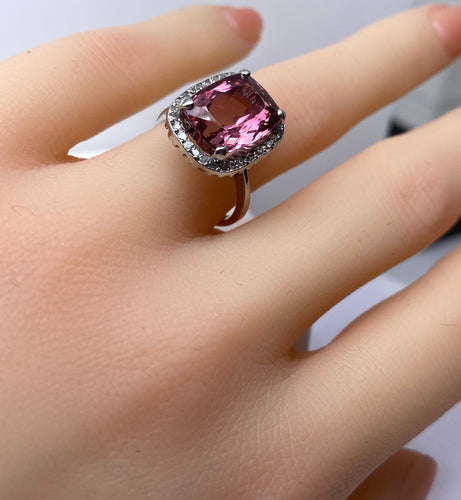 Bague 49 Bague en or blanc, tourmaline rose et diamants 58 Facettes AB613