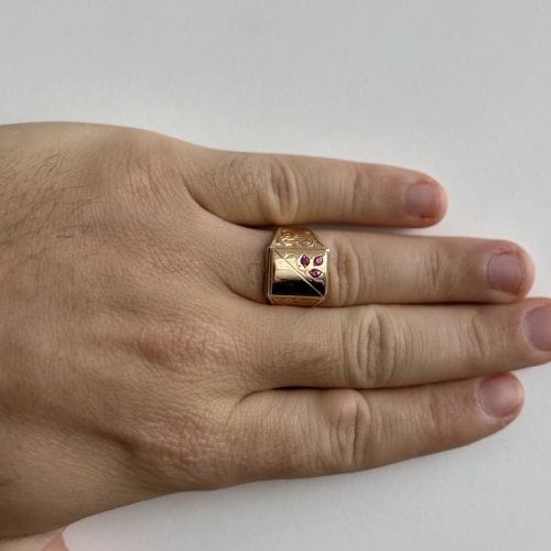 Bague Bague pour homme en or jaune avec rubis 58 Facettes 36431