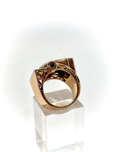 Bague 53 Bague Art Déco or jaune, rubis, diamants 58 Facettes M9044