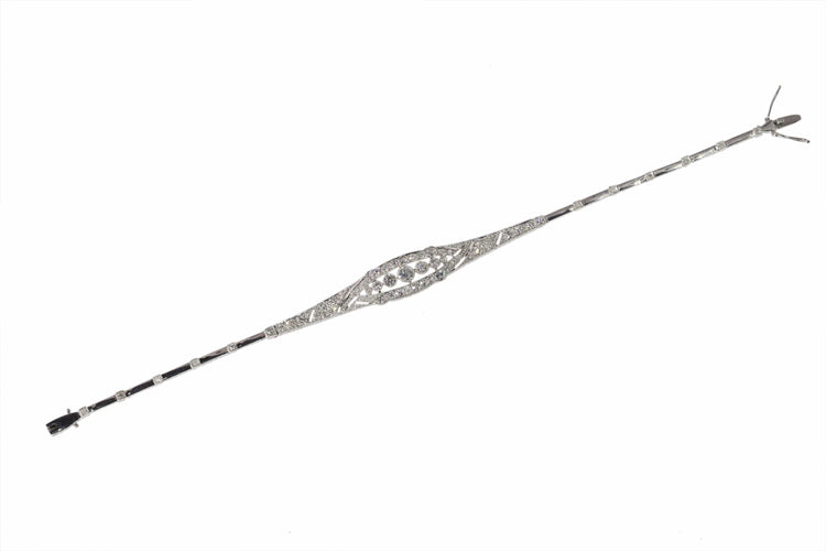 Bracelet Bracelet Art déco éblouissant en diamants – Un hommage à la modernité des années 1920 58 Facettes 24351-0110