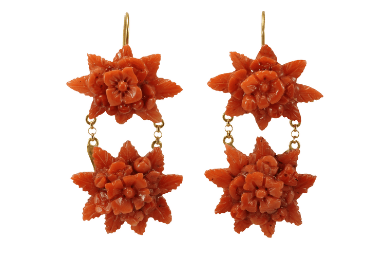 Boucles d'oreilles Boucles d'oreilles antiques en or jaune corail 58 Facettes 7692