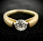 Bague 59.5 Bague solitaire or jaune sertie d'un diamant de 0,84 carat 58 Facettes