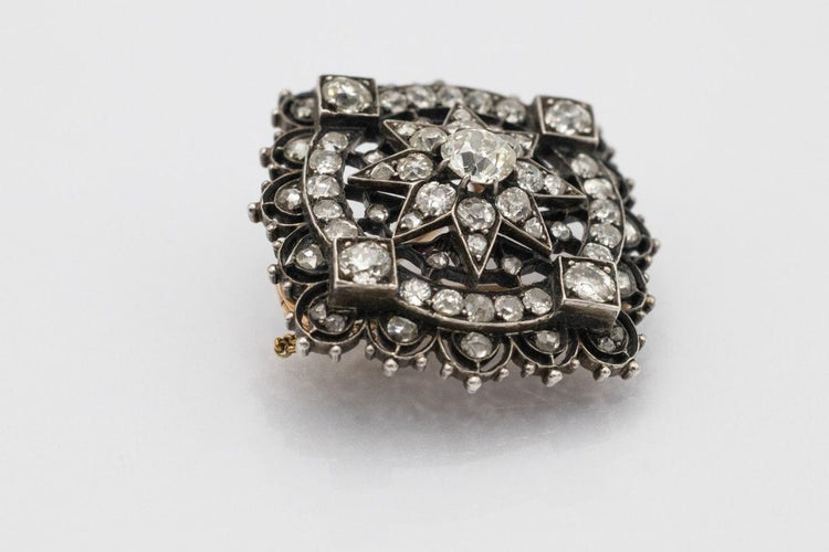Broche Brooch antique en or jaune et argent avec diamants anciens, fin XIXe siècle 58 Facettes 10359