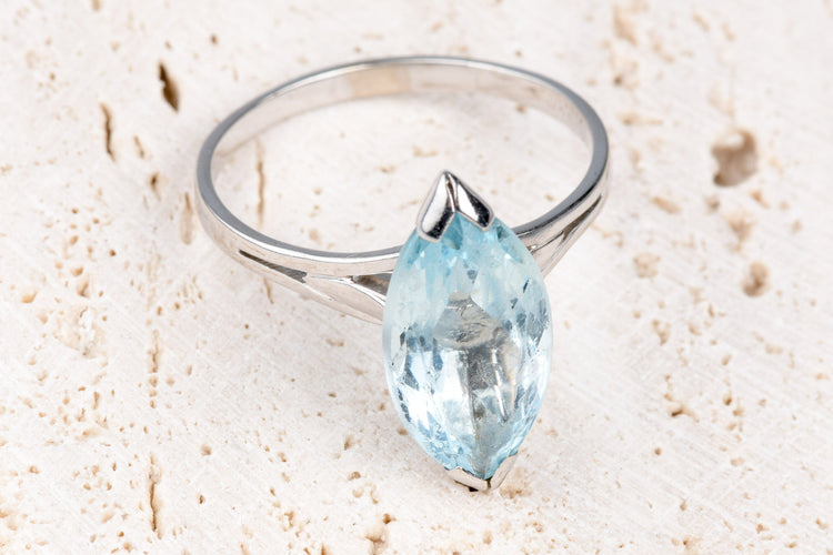 Bague 63 Bague Aigue-Marine 6.43 Carats Or Blanc 18 Carats 58 Facettes BGTOPOC402-107