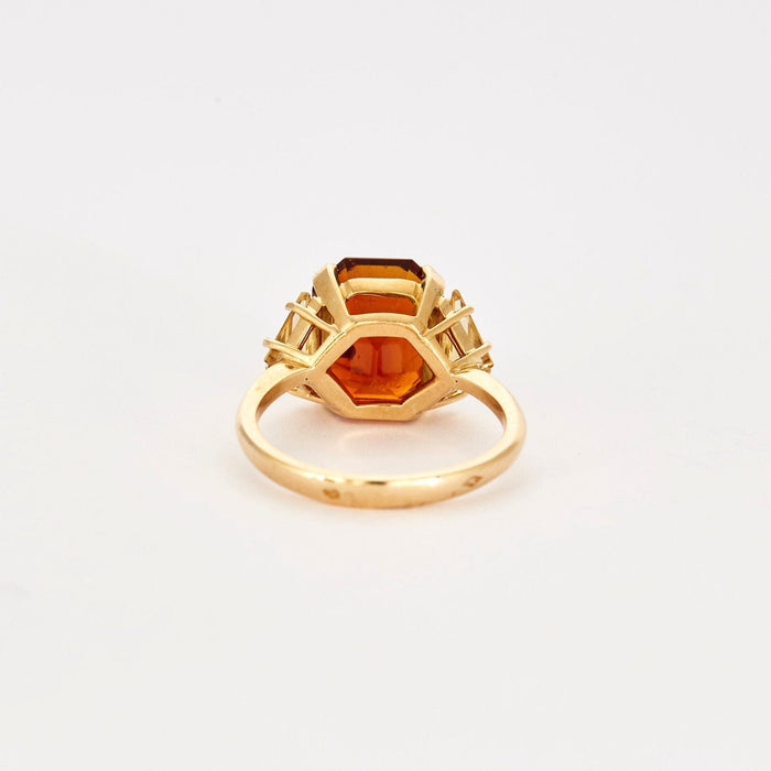 bague 54 Bague en or jaune sertie de citrines 58 Facettes AB58