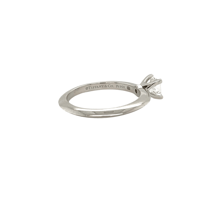 Bague 51 Tiffany & Co - Bague platine Diamant taille princesse 58 Facettes 1.0000086/1