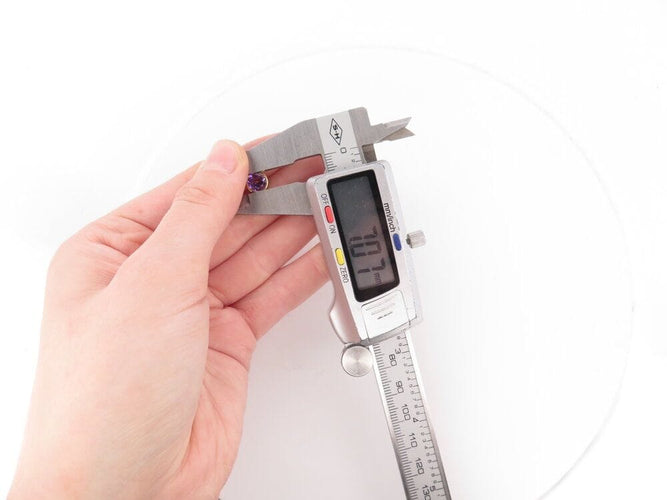 Boucles d'oreilles boucles d'oreilles POIRAY puces lolita amethyste or 18k  s 58 Facettes 270685