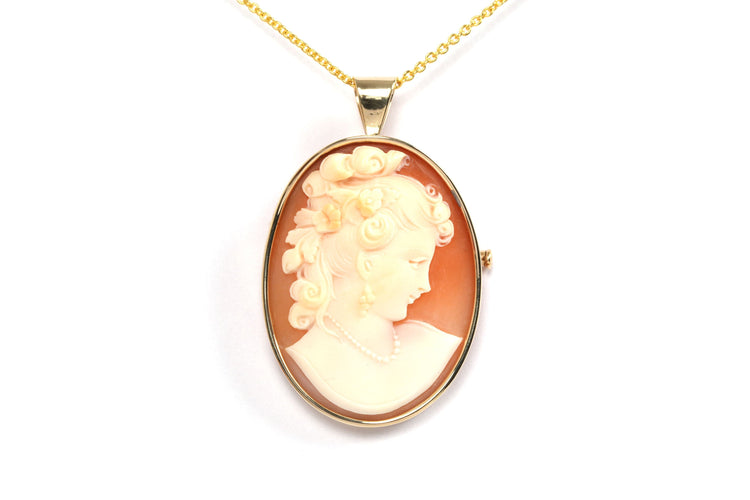 Pendentif Pendentif - Broche années 70 or jaune, camée coquillage 58 Facettes B463