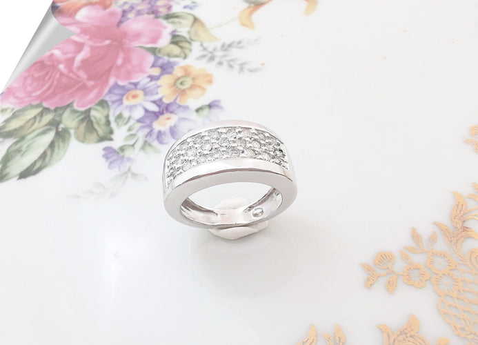 Bague 51.5 Bague Bandeau Diamants Or Blanc 58 Facettes AA 1519