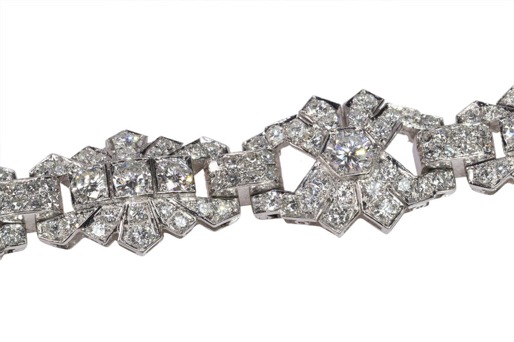 Échos Art Déco : un bracelet belge en platine des années 1950