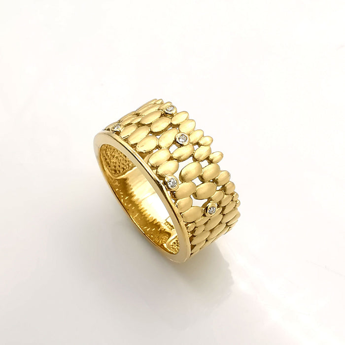 Bague en or jaune diamants