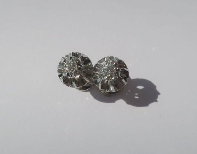 Boucles d'oreilles Boucles d'oreilles vintage Clous or blanc, diamants 58 Facettes