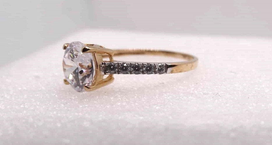 Bague 60 Bague en or, Oxydes de Zirconium 58 Facettes 13052