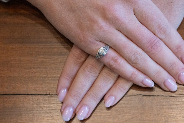 Bague 46 Bague ancienne en or blanc et diamants taille ancienne 58 Facettes 11618