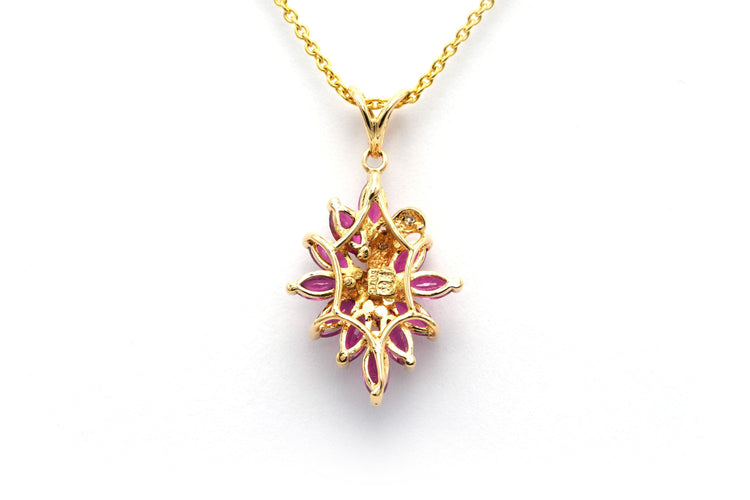 Pendentif Pendentif contemporain or jaune, rubis et diamants (+-0.042ct) 58 Facettes B739