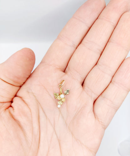 Pendentif Pendentif victorien fleur en or rose et jaune 18k et perles 58 Facettes A02325