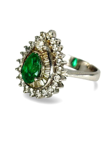 Bague 53.5 Bague or blanc émeraude 1,2 ct et diamants 1 ct 58 Facettes 1240