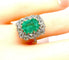 Bague 52 Bague marguerite en or 18 carats, émeraude 3,49 ct et diamants 58 Facettes AB567