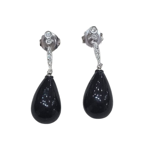 Boucles d'oreilles Boucles d'oreilles en corail noir et diamants, en or blanc 18 carats 58 Facettes PE326