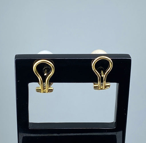 Boucles d'oreilles Boucles d’oreilles en or 18 carats, perles de culture et 14 diamants 58 Facettes AB390