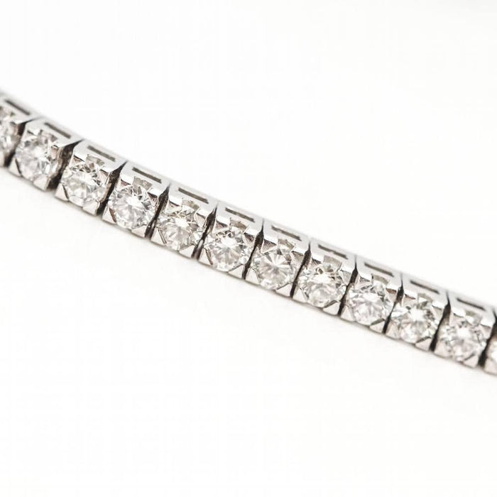 Bracelet Bracelet Rivière en or blanc et diamants 58 Facettes D363130CG