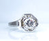 Bague 57 Bague or blanc, diamant 1,95 carat, époque ART DECO 58 Facettes AB654