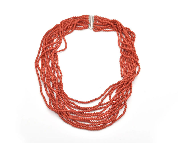 Collier Collier torchon en corail sarde avec fermoir en or blanc 58 Facettes 13745