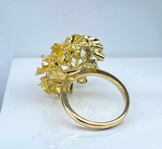 Bague 54 Importante bague en or jaune 18 carats et diamants 58 Facettes AB504