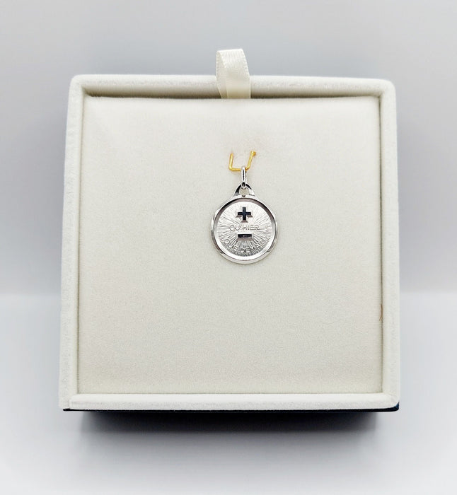 Pendentif AUGIS - Pendentif médaille d'amour or blanc  "+ qu'hier - que demain" L'Originale 58 Facettes G3822X0000