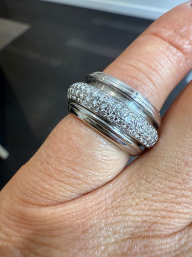 Bague 49 Piaget - Bague Possession - Or Blanc et Diamants 58 Facettes 1.0001994/1