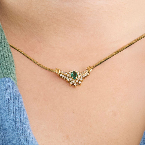 Collier Collier or jaune, émeraude et diamants 58 Facettes 250243