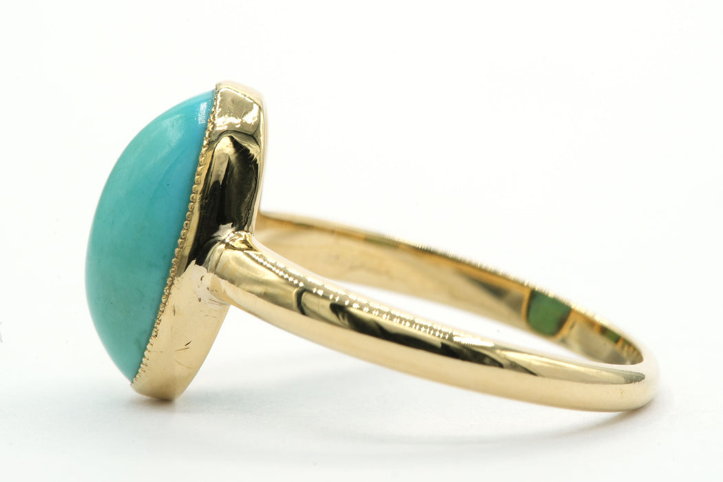 Bague 47 Bague contemporaine en or jaune sertie d'une turquoise 58 Facettes B420