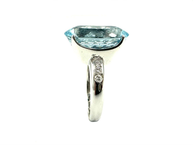 Bague 57 STERN. Bague or blanc 18K, aigue-marine et diamants 58 Facettes