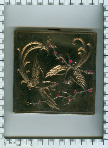 Boîte à poudre de nez en argent français avec miroir intérieur et décor en or et rubis d'oiseaux de paradis 58 Facettes 21020-0179