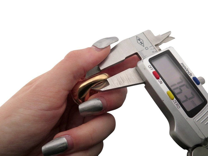 Bague 55 bague POMELLATO victoria engraved t55 en or jaune 18k agate & diamant 58 Facettes 268834